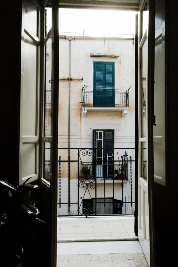 Bed and Breakfast 13 Open House Palermo Exteriér fotografie